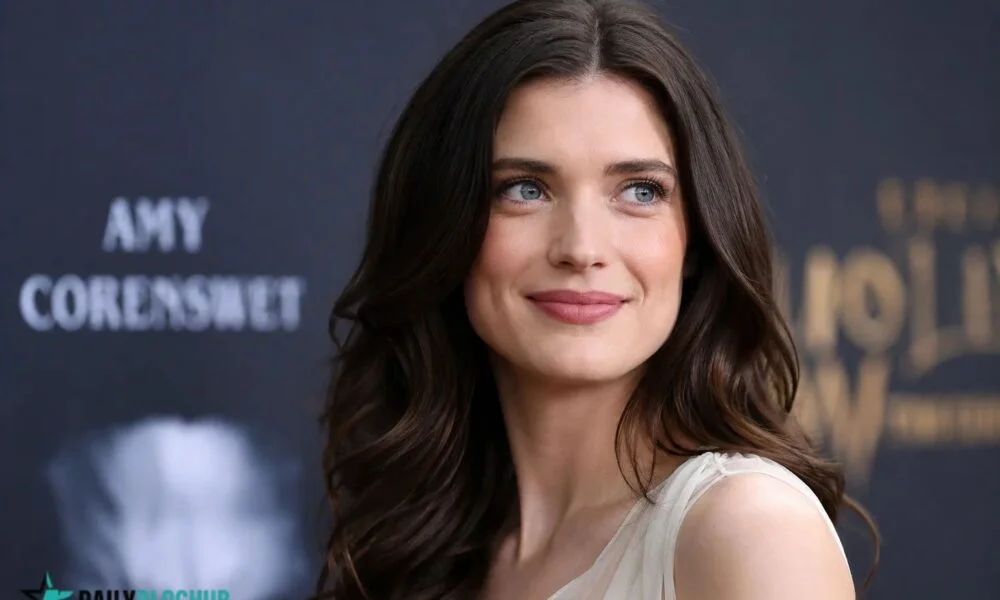 Amy Corenswet