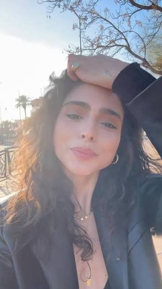 Nia Novella Travilla
